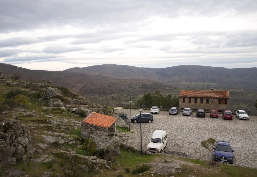 Gasthaus El Corrillo Trevejo Exterior foto